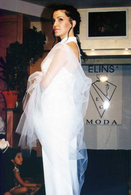 Cerimonie, matrimoni - abito da Sposa design stilista moda a Roma - vestiti matrimonio. Vestito classico bianco abiti su misura cerimonia | Atelier foto-688 