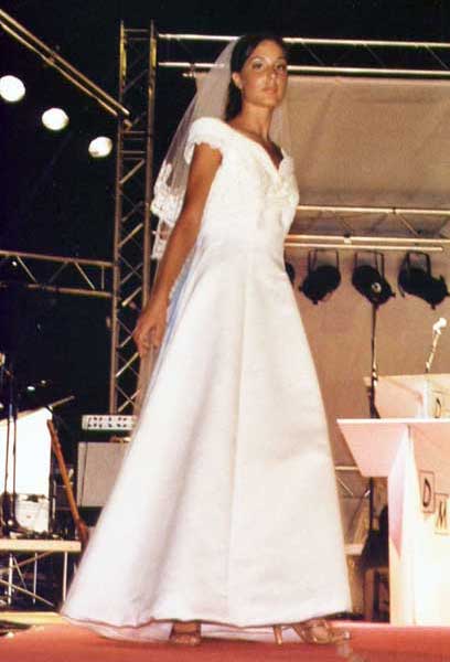 Cerimonie - Vestito classico sposa su misura - Elins moda - abiti da matrimonio, cerimonia. Sartoria abito laboratorio artigianale Atelier a Roma
