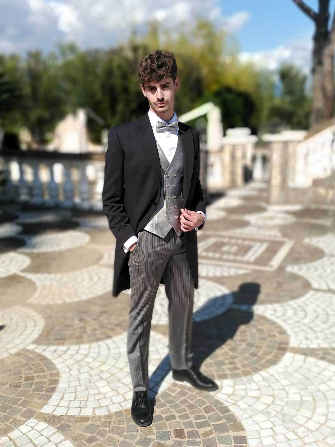 Frac tight tailoring man suits. Tailor italian style draw custom groom clothing. Buy tailored men’s suit made in italy project design clothes online