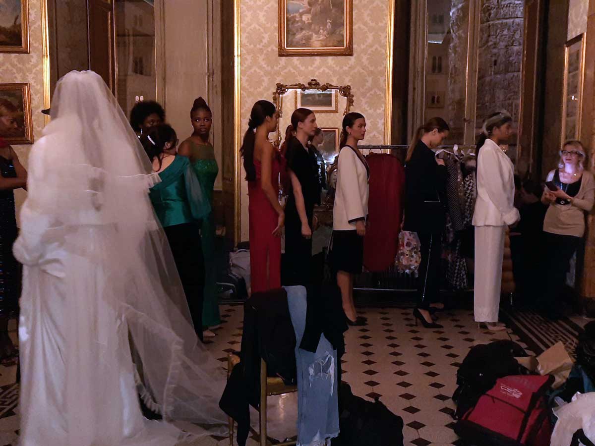Mod’Art Roma - Palazzo Ferrajoli - Sfilata  modelle abiti moda cerimonia donna
