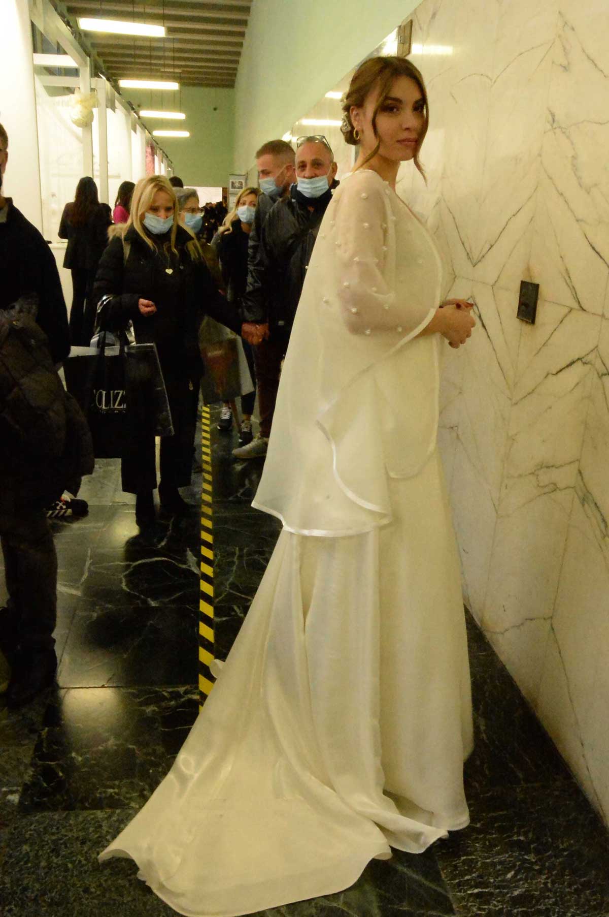 RomaSposa 2021 - Roma Sposa - Foto abito bianco classico matrimoni - Idee in fiera. Abiti Elins a RomaSposa, esposizione dedicata agli sposi