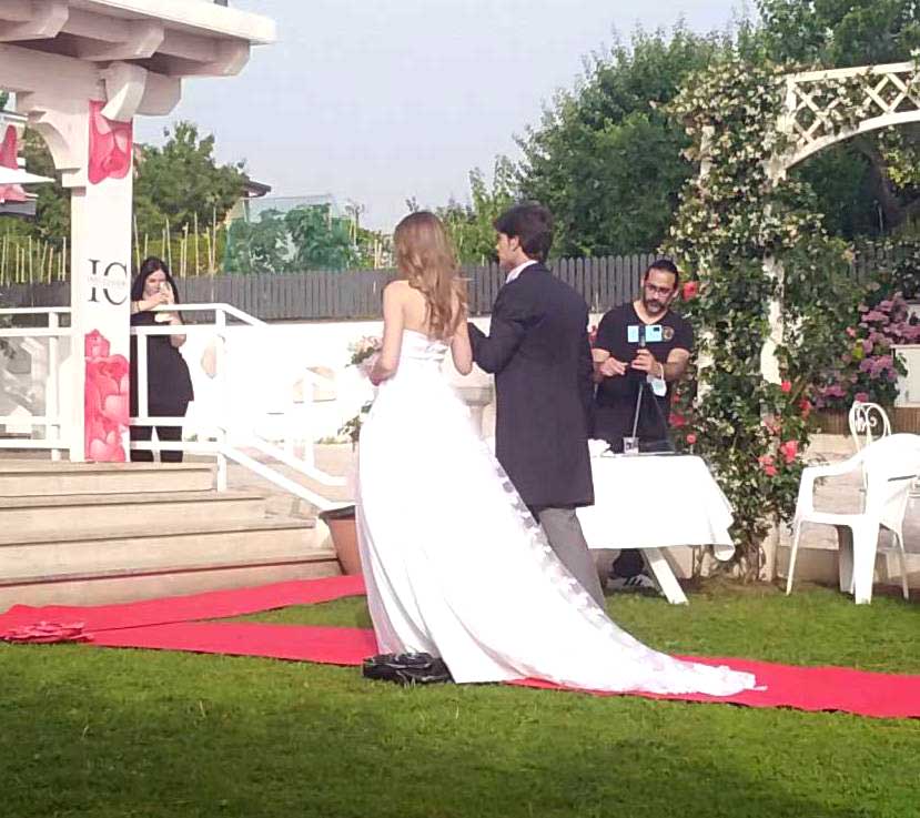 Abiti sposo : Eleonora Giamberduca presenta un abito da matrimonio per uomo. Location villa Aurora - Frascati. Vestiti su misura Elins moda a Roma foto11