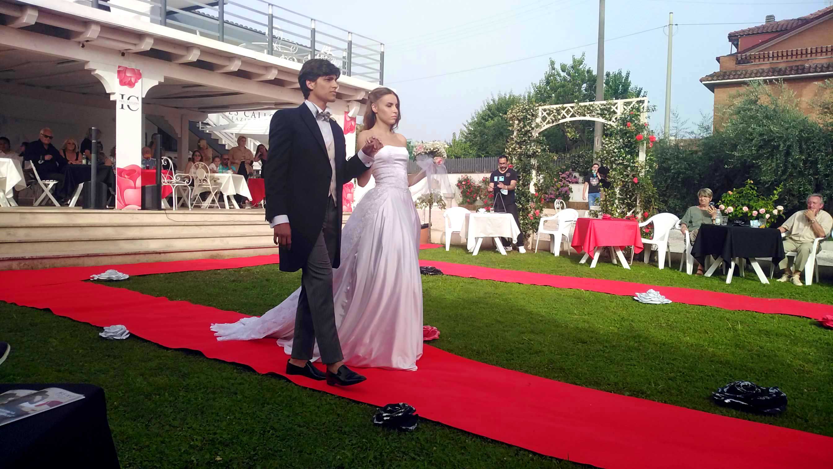 Wedding dress: Eleonora Giamberduca presents her groom dresses by Elins fashion marriage at villa Aurora - tailored suits online in Italy - picture4