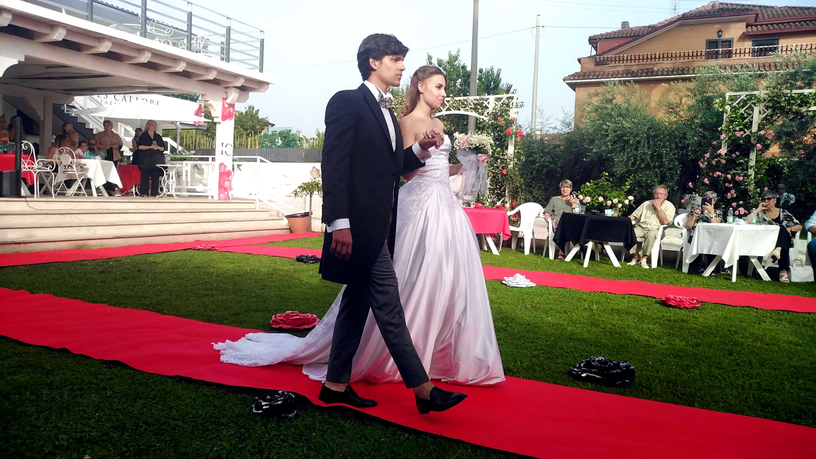 Abiti sposo : Eleonora Giamberduca presenta un abito da matrimonio per uomo. Location villa Aurora - Frascati. Vestiti su misura Elins moda a Roma foto6