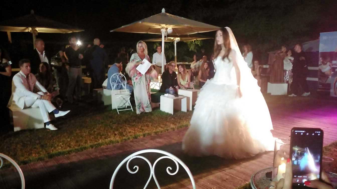 World Top Model Roma - sfilata abiti da Profumo - Elins Moda - matrimonio classico sposa vestiti da cerimonia donna