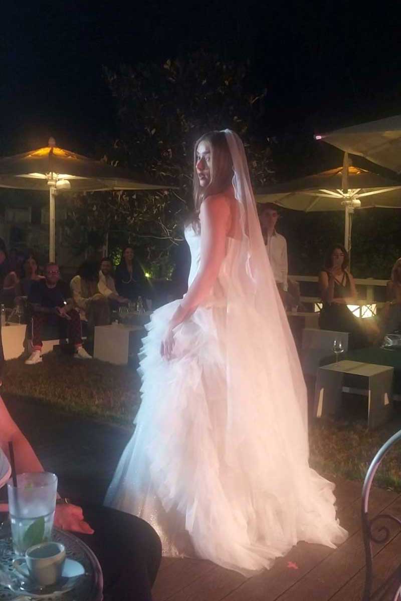 Evento World Top Model Roma sfilata abiti con modelle - location Profumo Spazio Sensoriale - abito sposa classico sartoriale